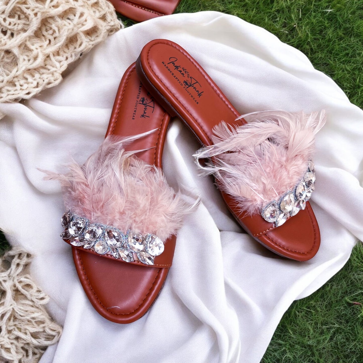 Feather Flair- Beige