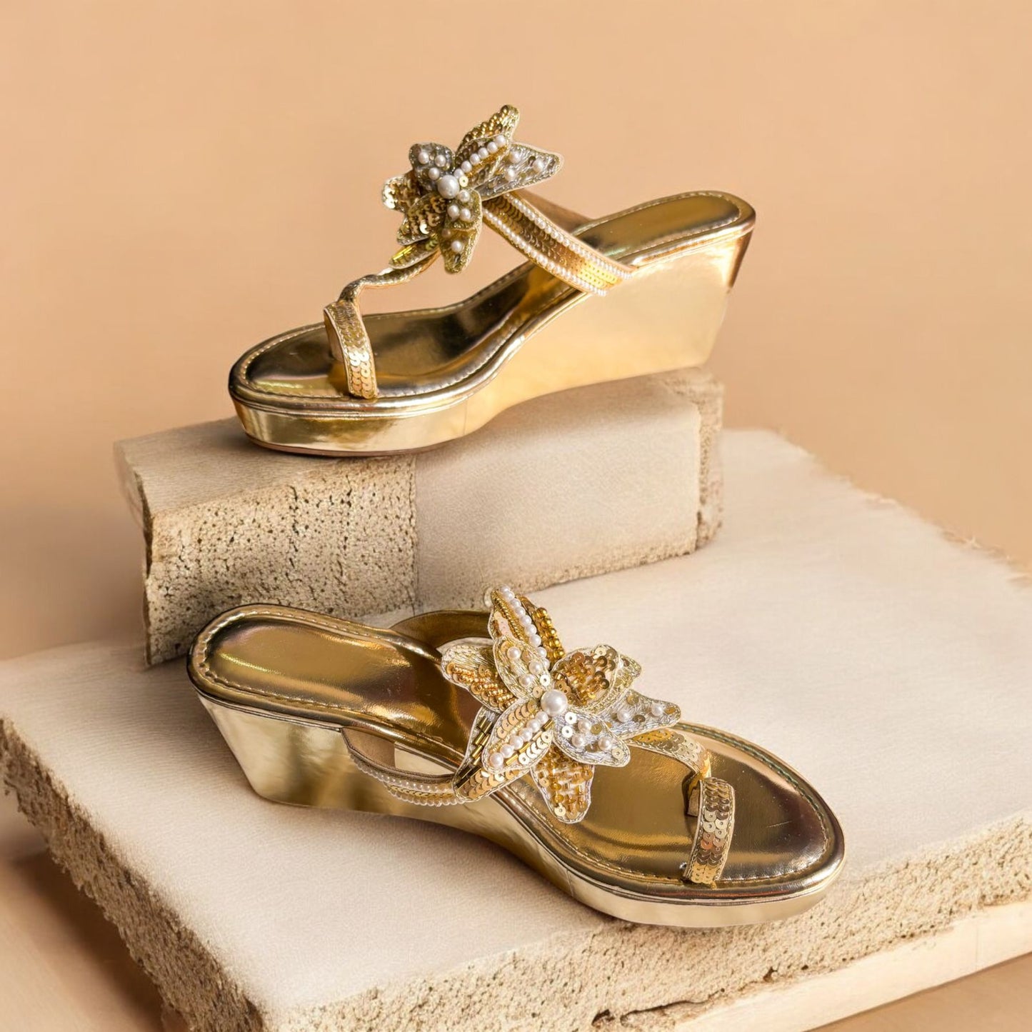 Golden Flower Kolha Wedge