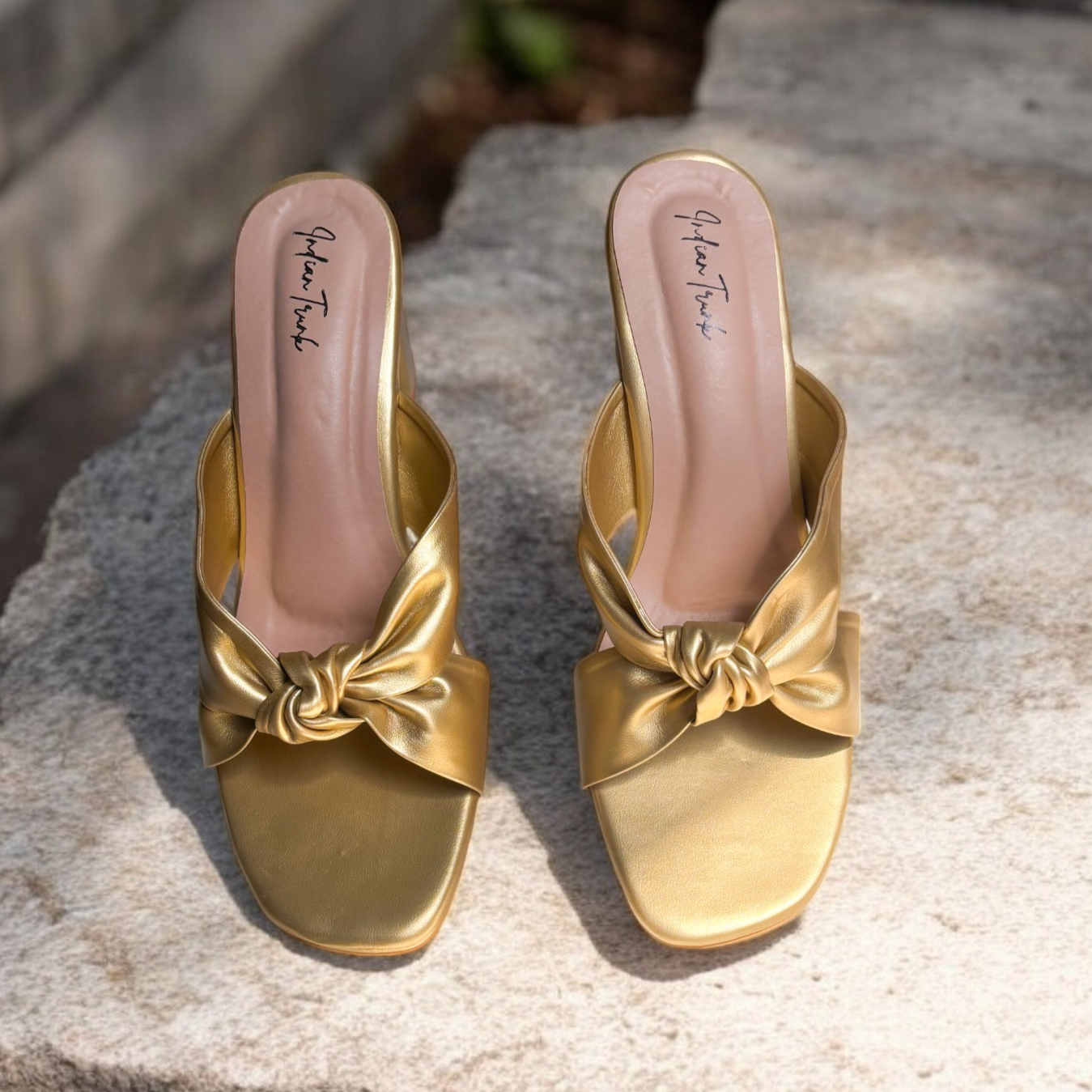 Metallic Knot Block Heels- Golden