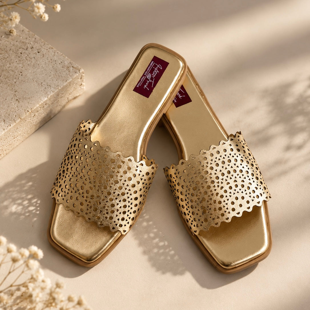 Gold Cutwork Scallop Flats