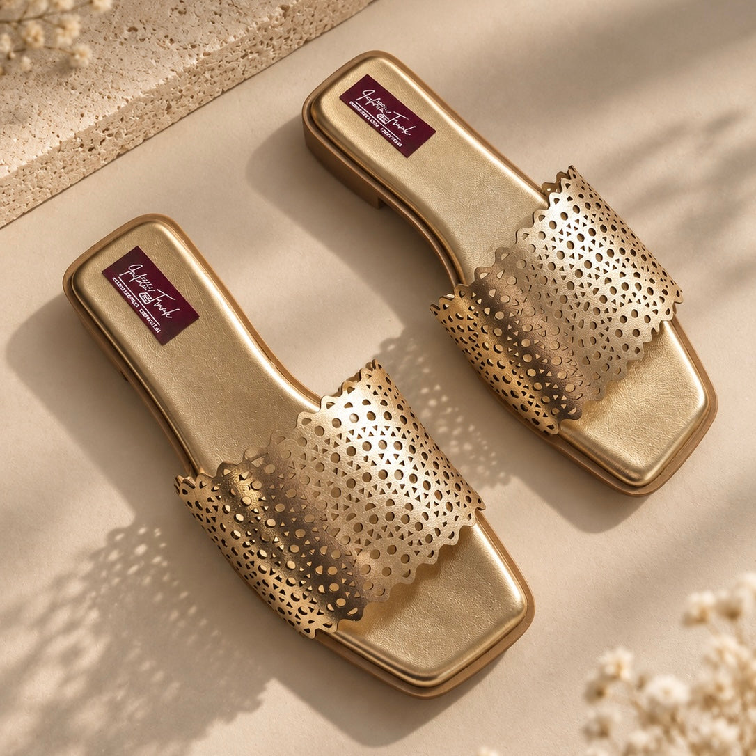 Gold Cutwork Scallop Flats