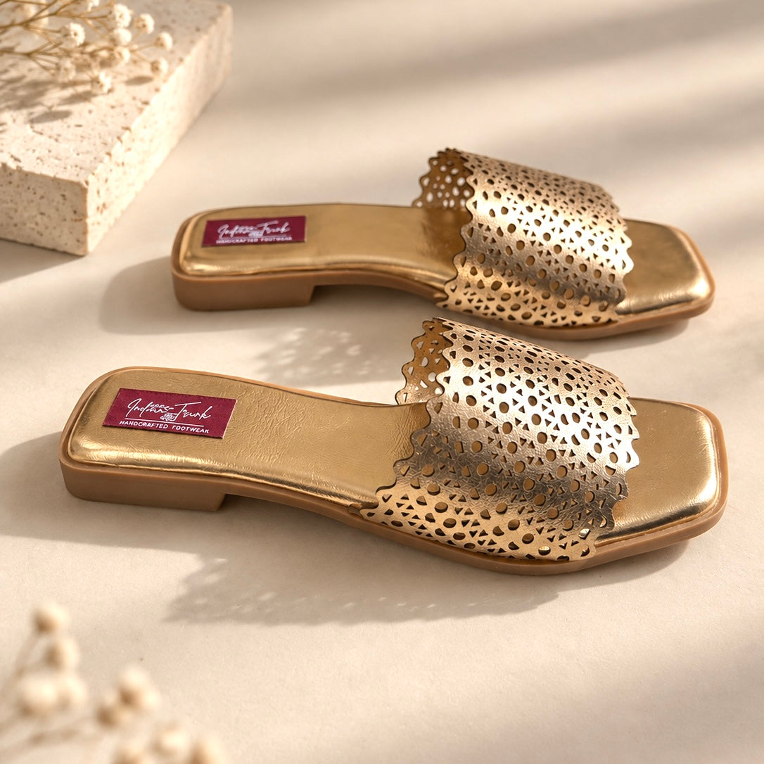 Gold Cutwork Scallop Flats