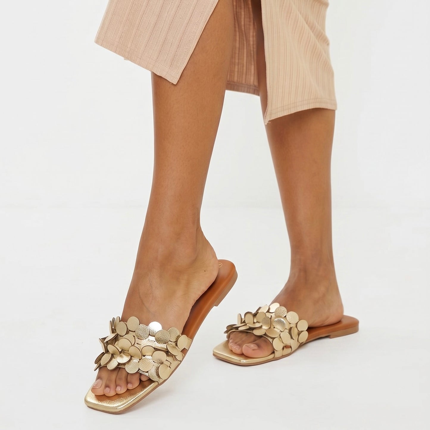 Gold Scatter Flats