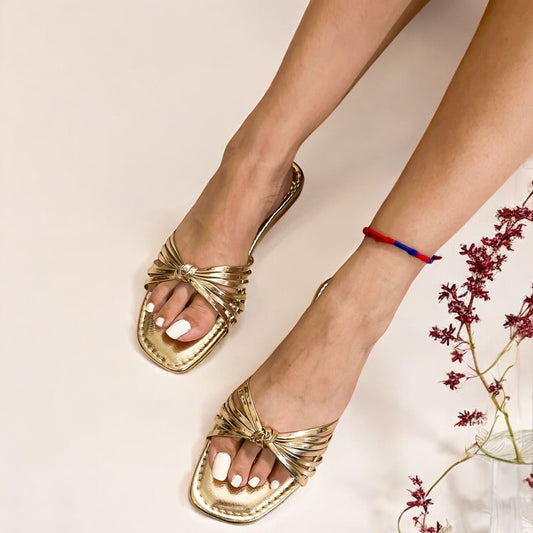 Sunlit Knot Flats