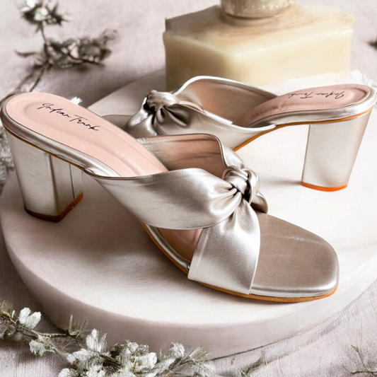 Knot Metallic Heels 
